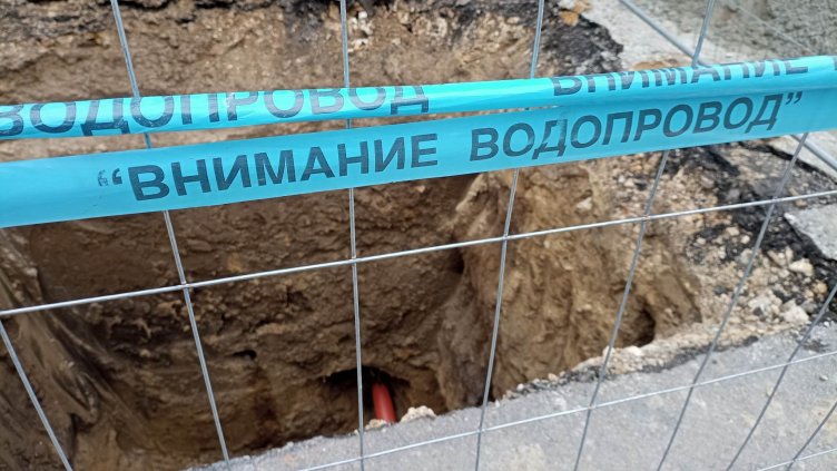 Авария на магистрален водопровод промени маршрута на четири автобуса във Варна