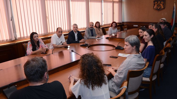 Обсъждат създаването на Регионален център за съвременно изкуство във Варна