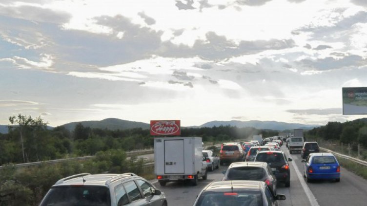 Задръстване по магистрала "Тракия"