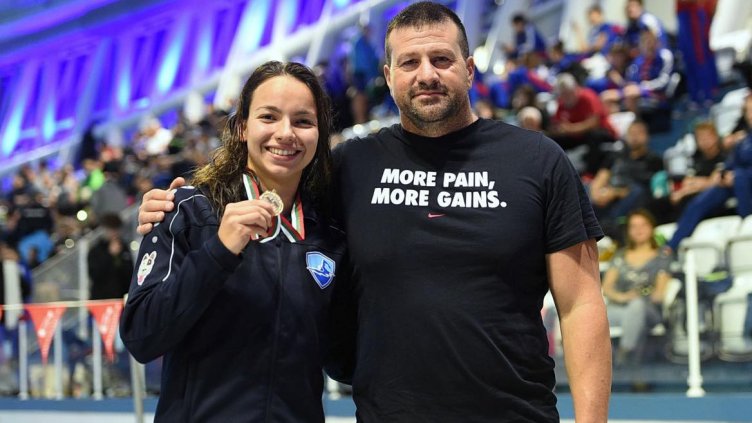 Тея Николова с първи думи след световното: Плувах за България и за треньора ми Никола Петров!