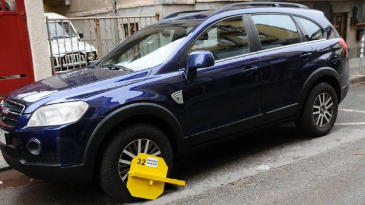 Всеки ден във Варна се поставят скоби на 60 автомобила