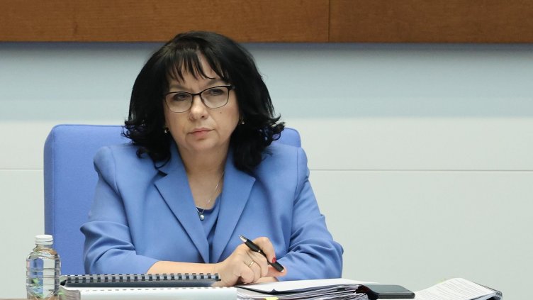 Теменужка Петкова се надява бюджет 2026 да е в евро