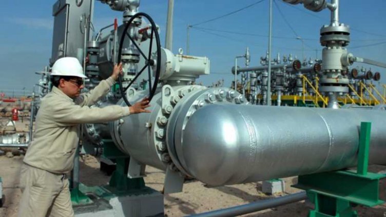 Иран е съгласен на повишаване на нефтената цена