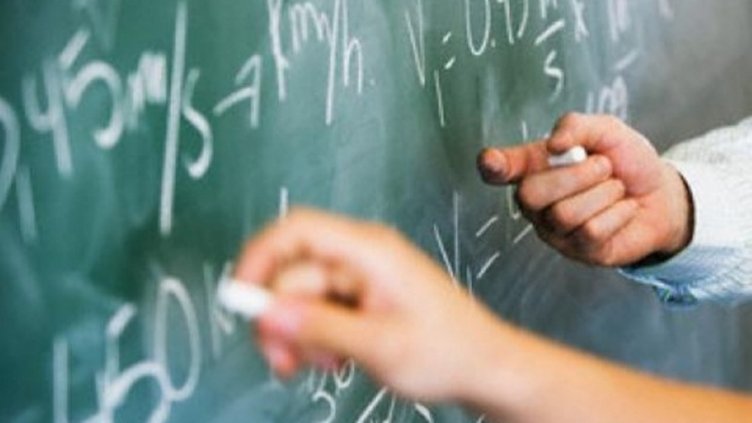 91 000 учители и директори у нас, 5000 се пенсионират тази година