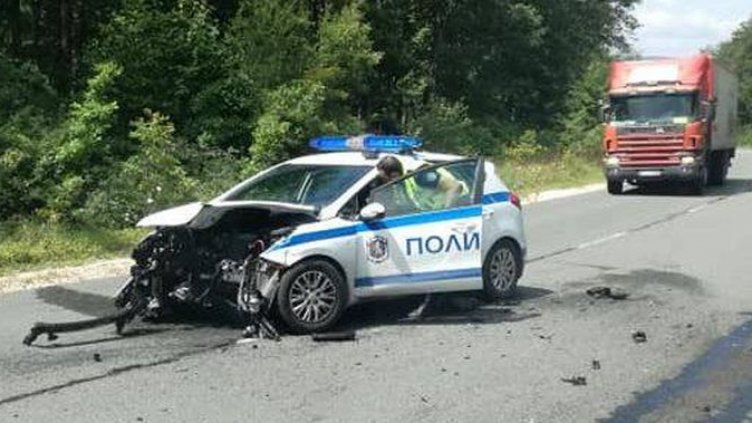 Тежка катастрофа с патрулка на пътя Бургас – Варна