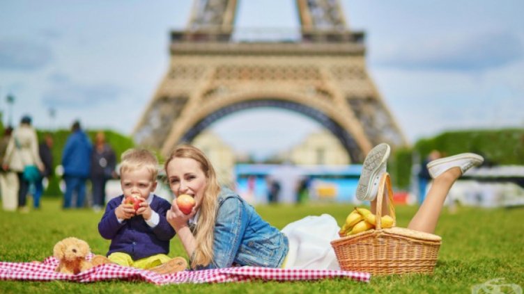 Защо френските деца са толкова добре възпитани?