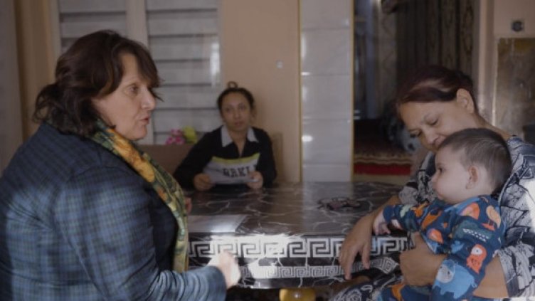 Вече 32 години социалната работничка Дочка Паскова помага на семейства във Варна ВИДЕО