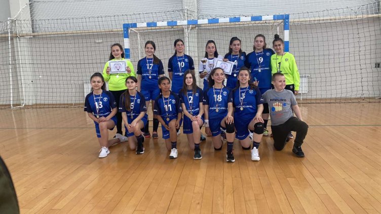 Девойките младша на „Хера – Варна“ влязоха във финалите на държавното по хандбал
