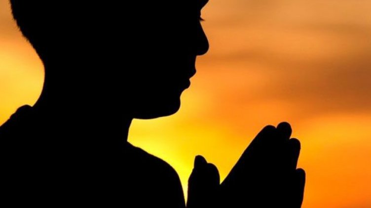 Учени: Религията действа като наркотик