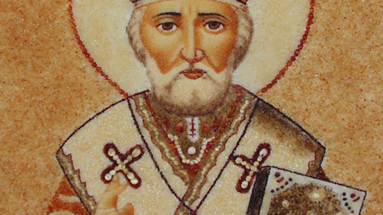 32-ма автори поздравяват за празниците със сборна изложба