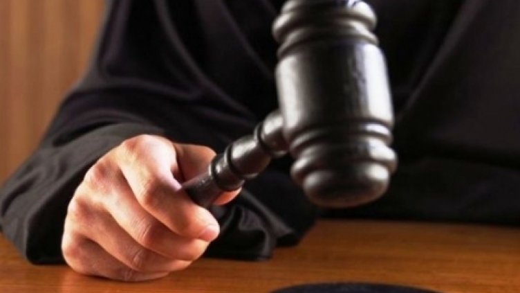 Арест за обвинен за изнасилване на малолетна