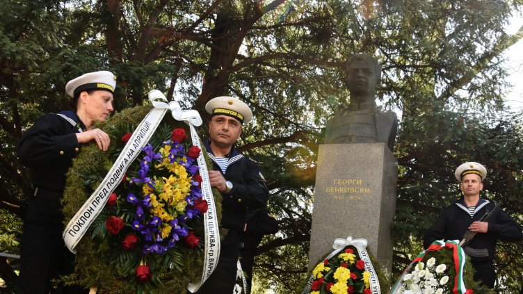 Варна отбеляза 142 години от Априлското въстание(Снимки)