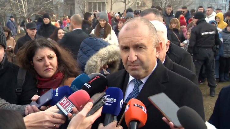 Президентът сезира Конституционния съд за промените в Конституцията (ВИДЕО)