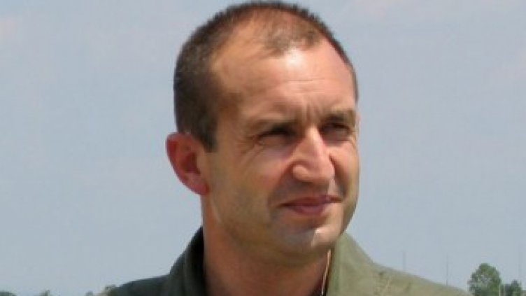 Всички ремонтирани МИГ-ове остават на земята
