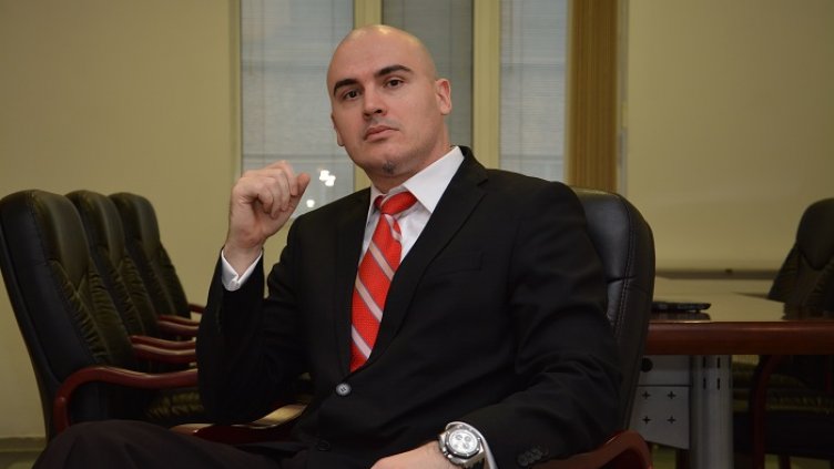 Спрягат адвокат Петър Илиев за премиер на правителството на ИТН