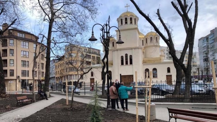 Освещават новия храм „Св. преподобномъченик Прокопий Варненски" (ВИДЕО)