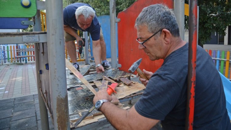 Във Варна: Тръгват бригади за бързи ремонти
