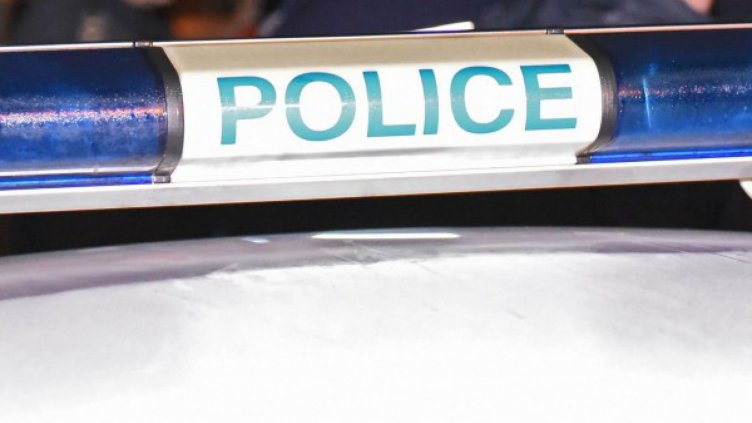 16-годишен стреля по измамник, свил му парите