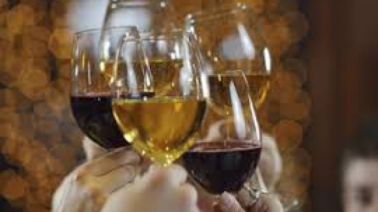 Над 14 000 именици празнуват днес във Варна