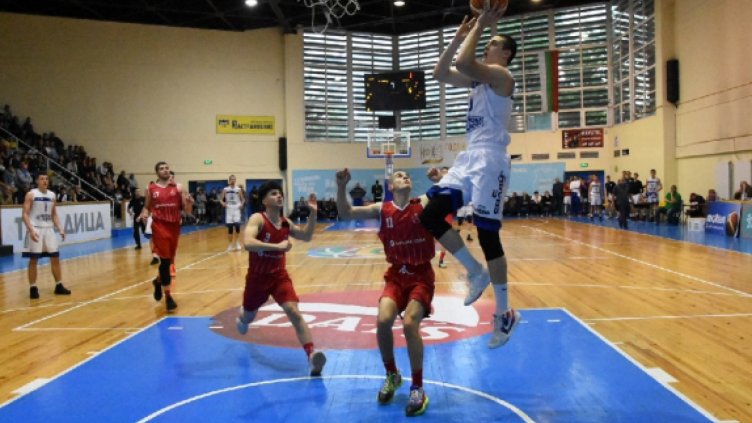 Черно море Тича на финал след инфарктен обрат срещу ЦСКА