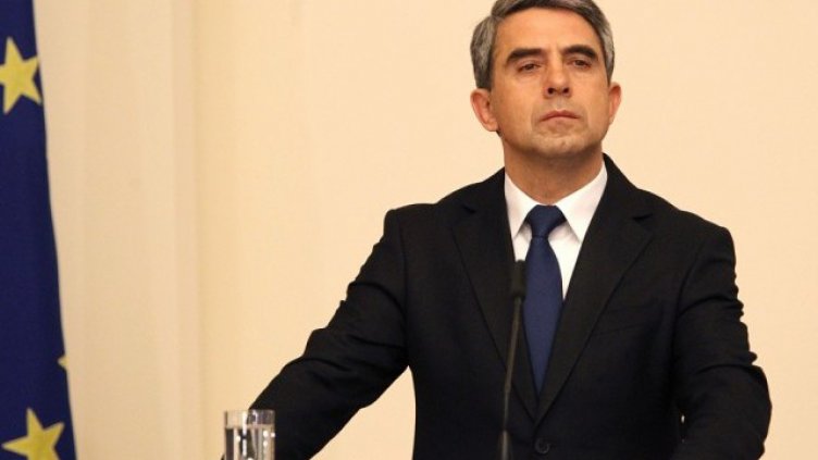 КС: Плевнелиев не може да разпусне парламента и да насрочи избори