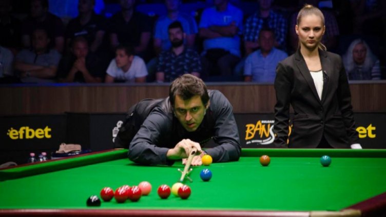 Рони О'Съливан надви Хендри при дебюта на Варна на световната снукър сцена