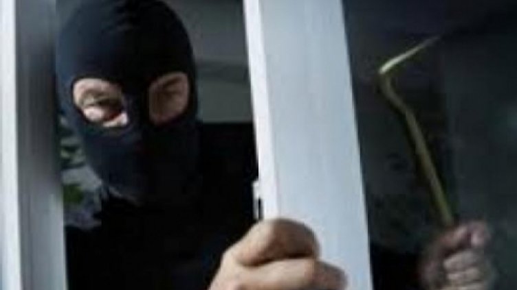 Спипаха крадци, тарашили къща в с. "Аспарухово"