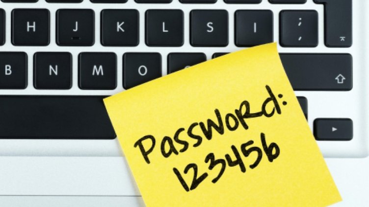 Всеки пети готов да продаде служебната си парола