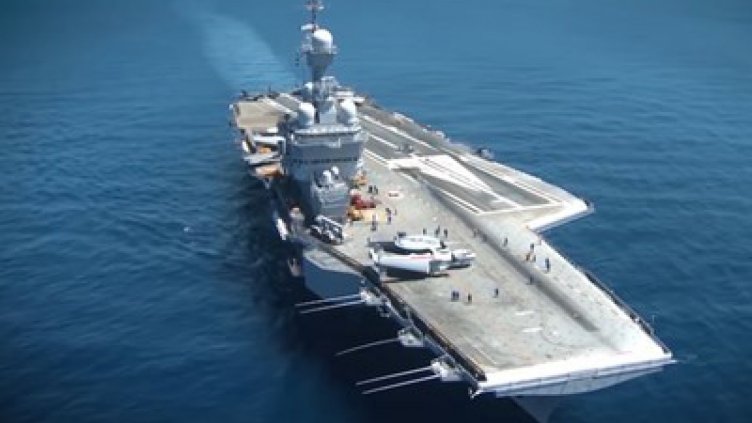 940 са заразените с коронавирус моряци на самолетоносача "Шарл де Гол"
