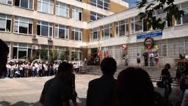 Начело отново е Математическата гимназия