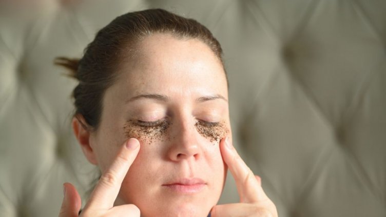 Утайката от сутрешното кафе забавя стареенето на кожата