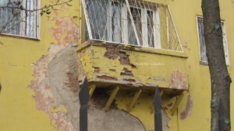 Пубери убиха дядо от 12-ия етаж  