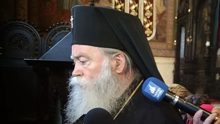 Митрополит Гавриил: Не  бива децата да се взимат от родителите си за щяло и нещяло