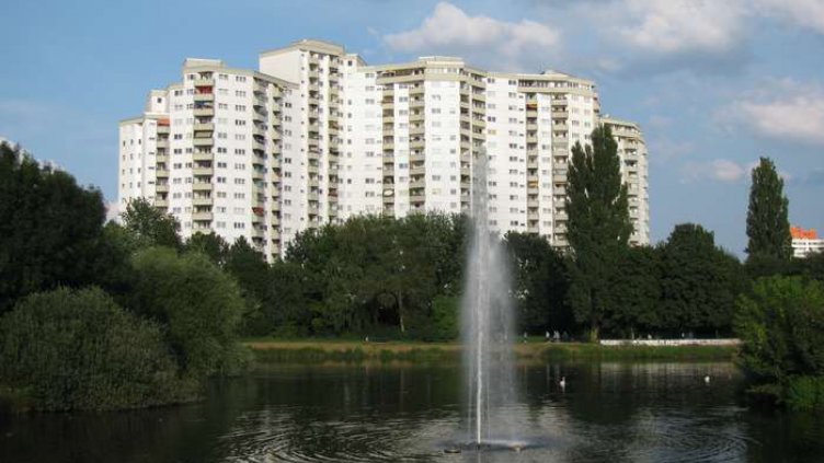 Берлин налага 5-годишен мораториум върху наемите