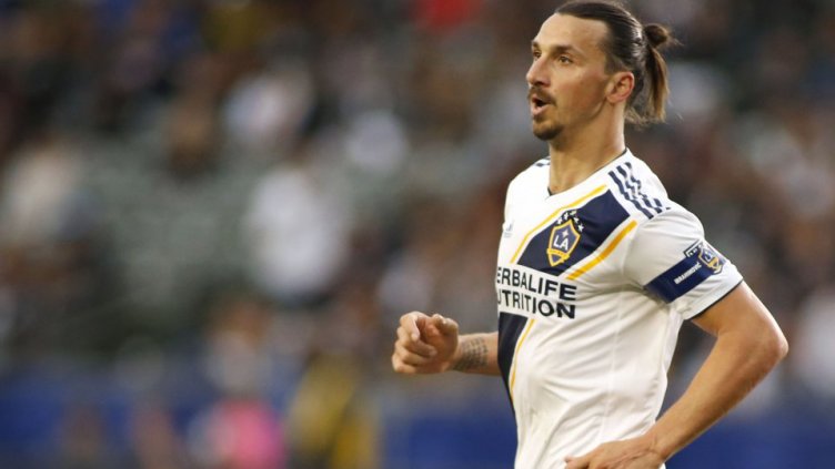 Наказаха Ибрахимович за два мача  