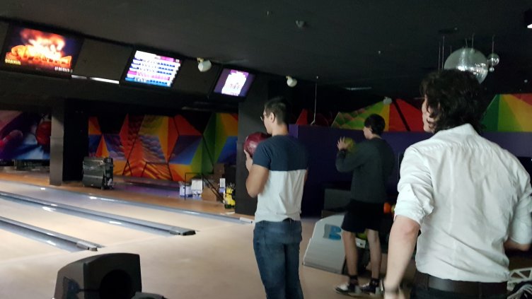 Отборът на Медицинския шампион по боулинг в XIX Варненска Универсиада