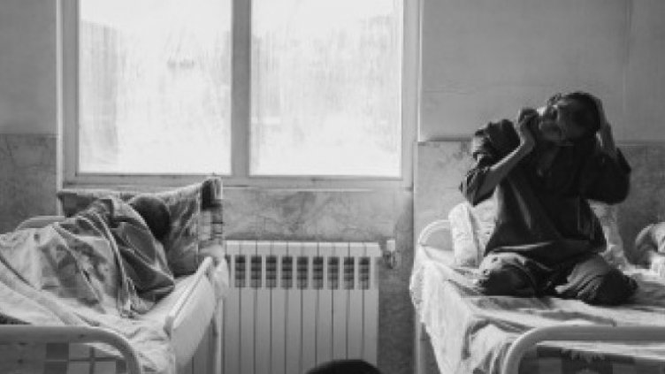 Закриват 28 домове за психично болни до 2027 г.