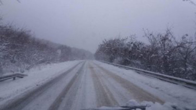 Все още има ограничения за движението в Североизточна България