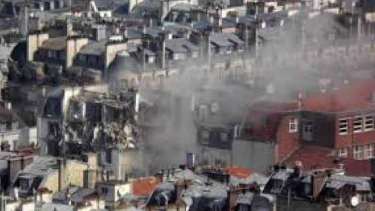 Експлозия в центъра на Париж