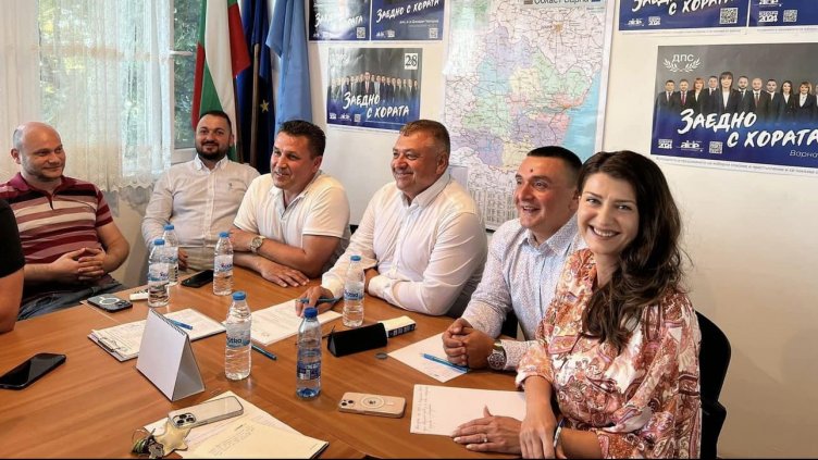 Пеевски каза кой поема ДПС - Варна