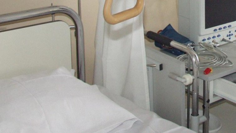 Юмрук по главата: 18-годишен с травма след спречкване