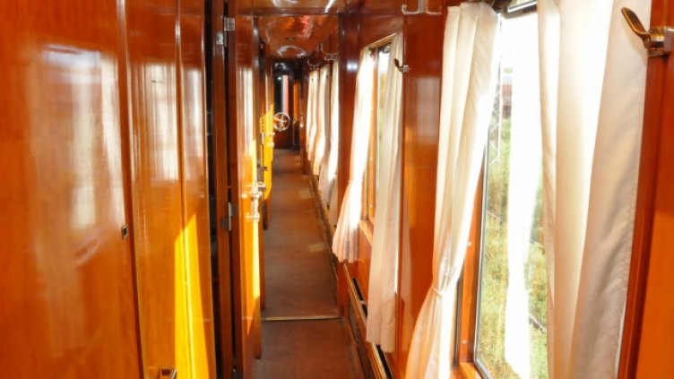 Вагонът на Борис ІІІ от „Корона експрес”. Снимка Пламен Гутинов