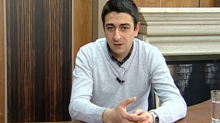 Даниел Денев.