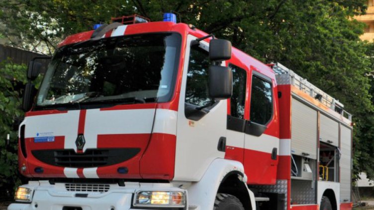 Три класни стаи изпепелени в помощното училище