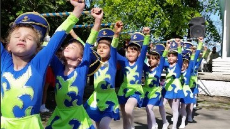 64 блока ще се включат в шествието за 24 май във Варна