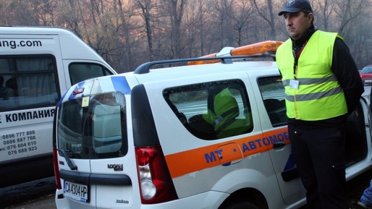 Колите на „Автомобилна администрация” вече са оборудвани с ПОС терминали