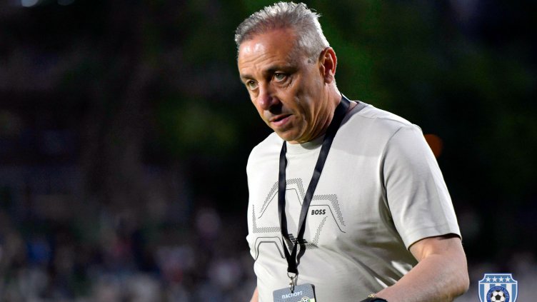 Официално: Илиан Илиев ще води едновременно България и Черно море