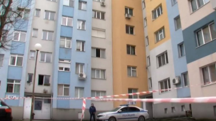 Съседи: Мъжът, от чийто апартамент тръгна огнения Ад, искал да се самоубие