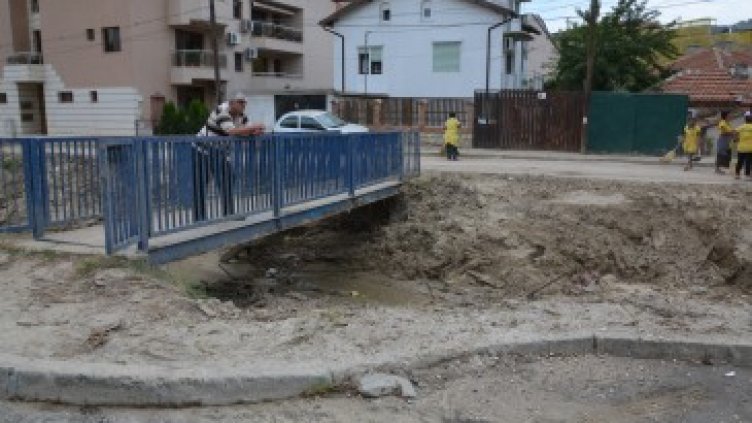 Обезопасяват с огради дерето на ул. „Моряшка” в "Аспарухово"