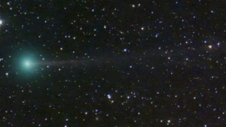 Уникално: Наблюдаваме "зелената" комета, която минава веднъж на 437 години 